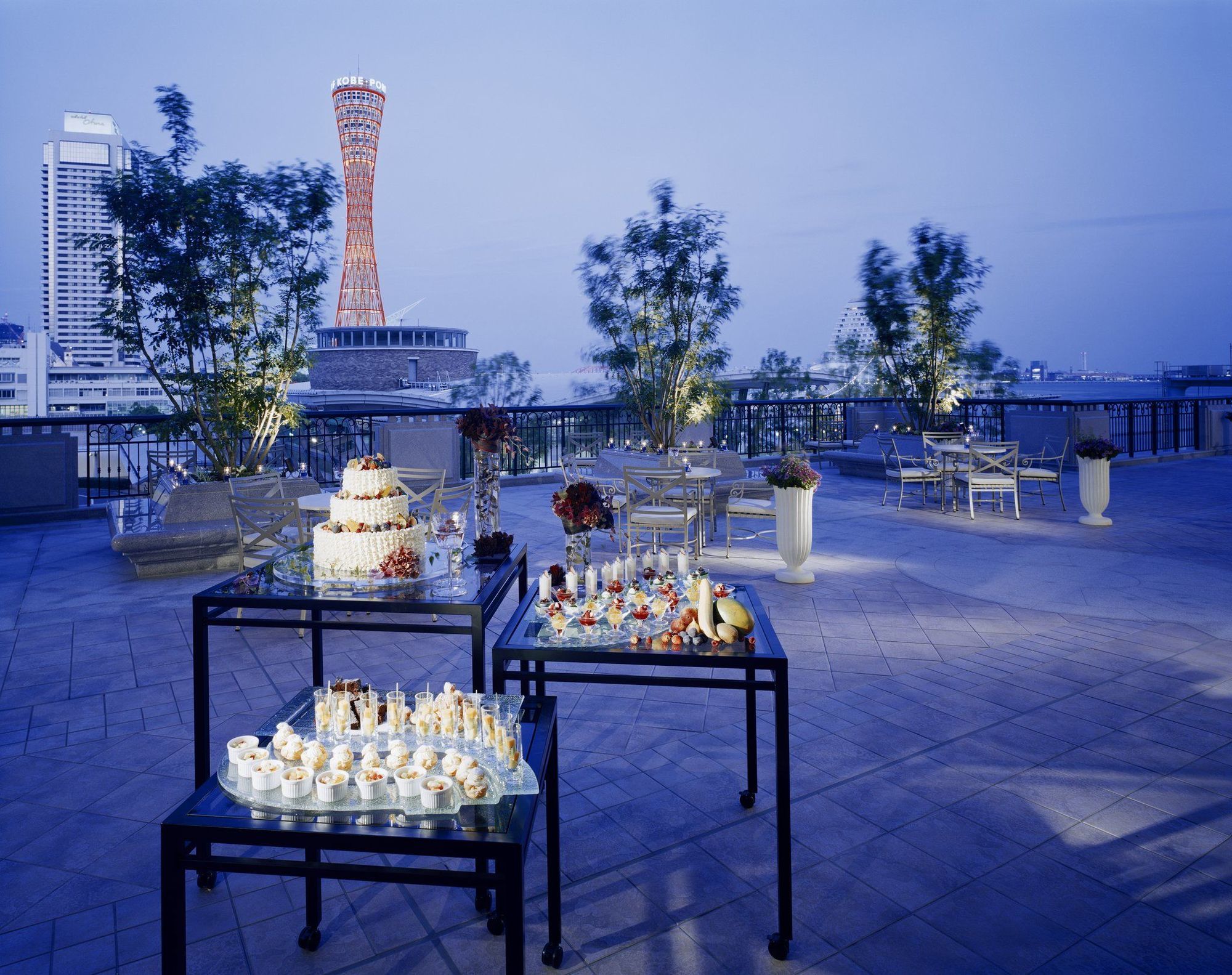 Hotel La Suite Kobe Harborland Restaurant bilde